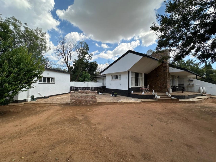 3 Bedroom Property for Sale in Wolmaransstad North West